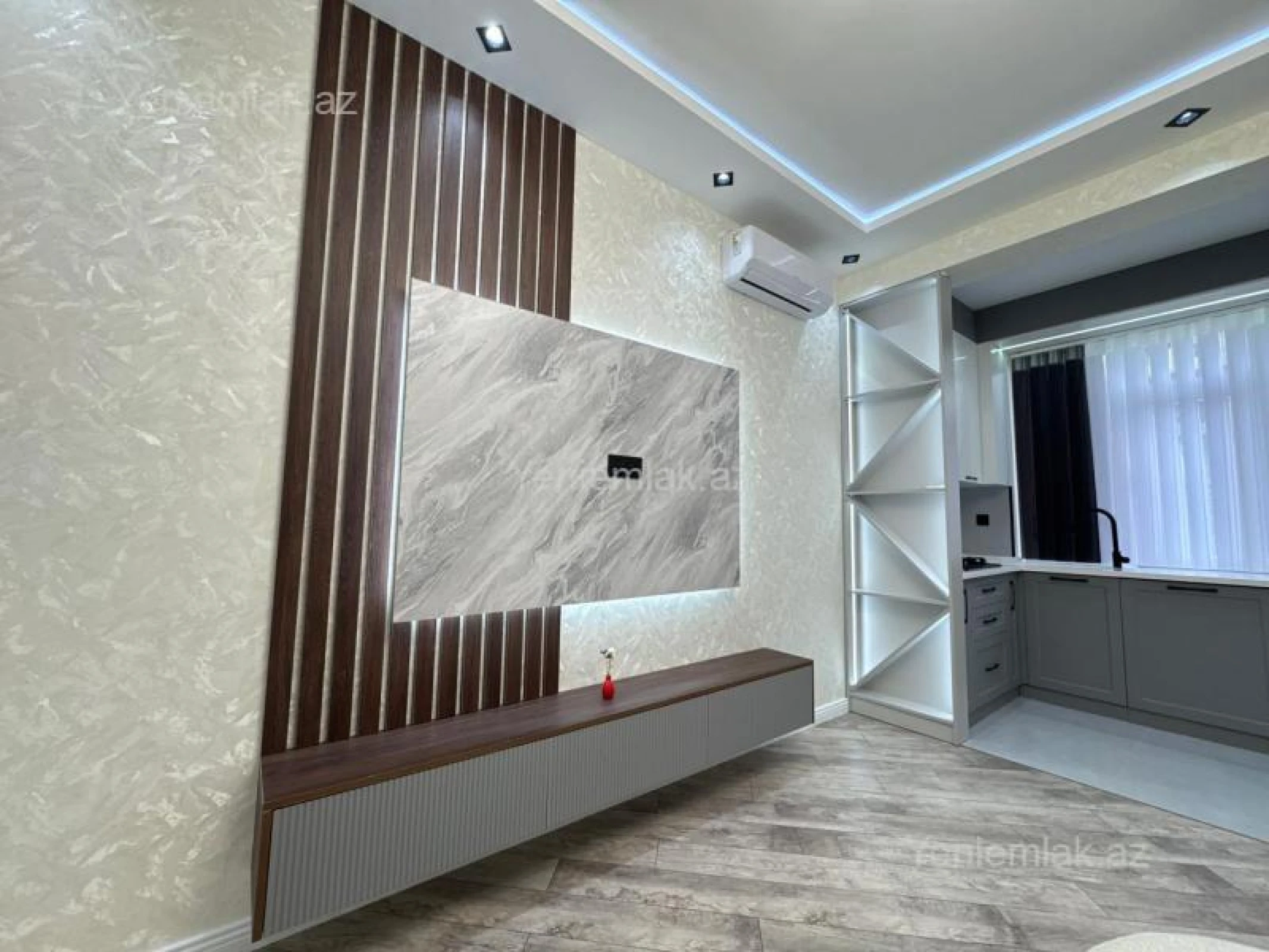 Satılır 3 otaqlı yeni tikili 90 m²