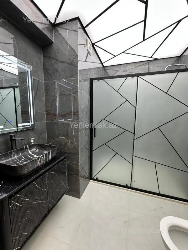 Satılır 3 otaqlı yeni tikili 75 m²