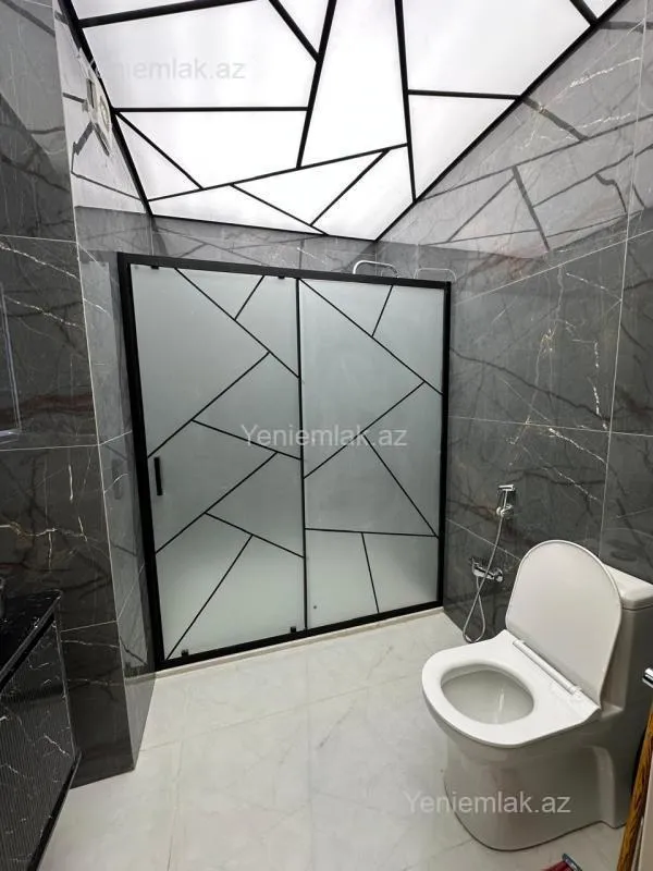 Satılır 3 otaqlı yeni tikili 75 m²