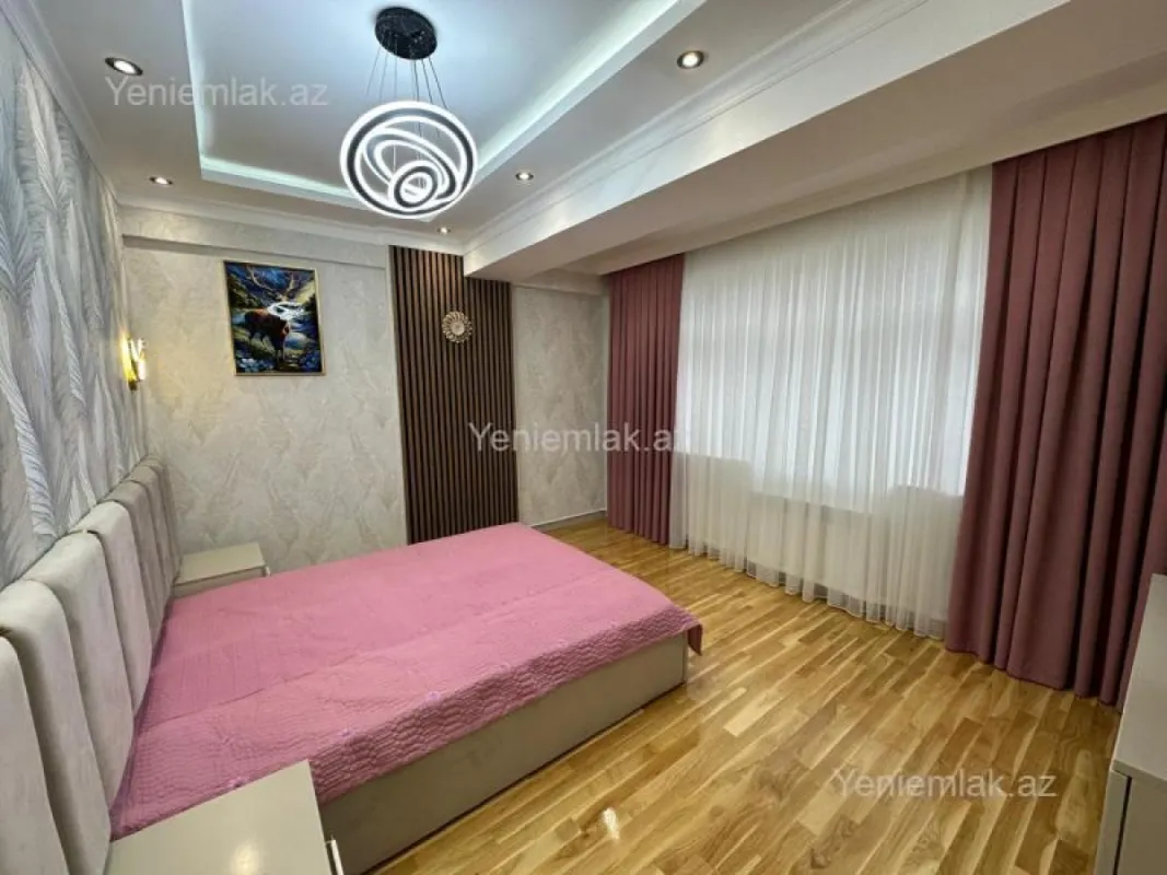 Satılır 3 otaqlı yeni tikili 75 m²