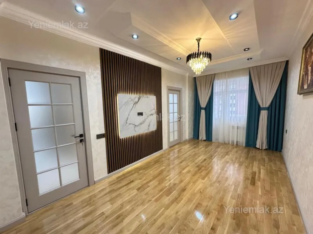 Satılır 3 otaqlı yeni tikili 75 m²