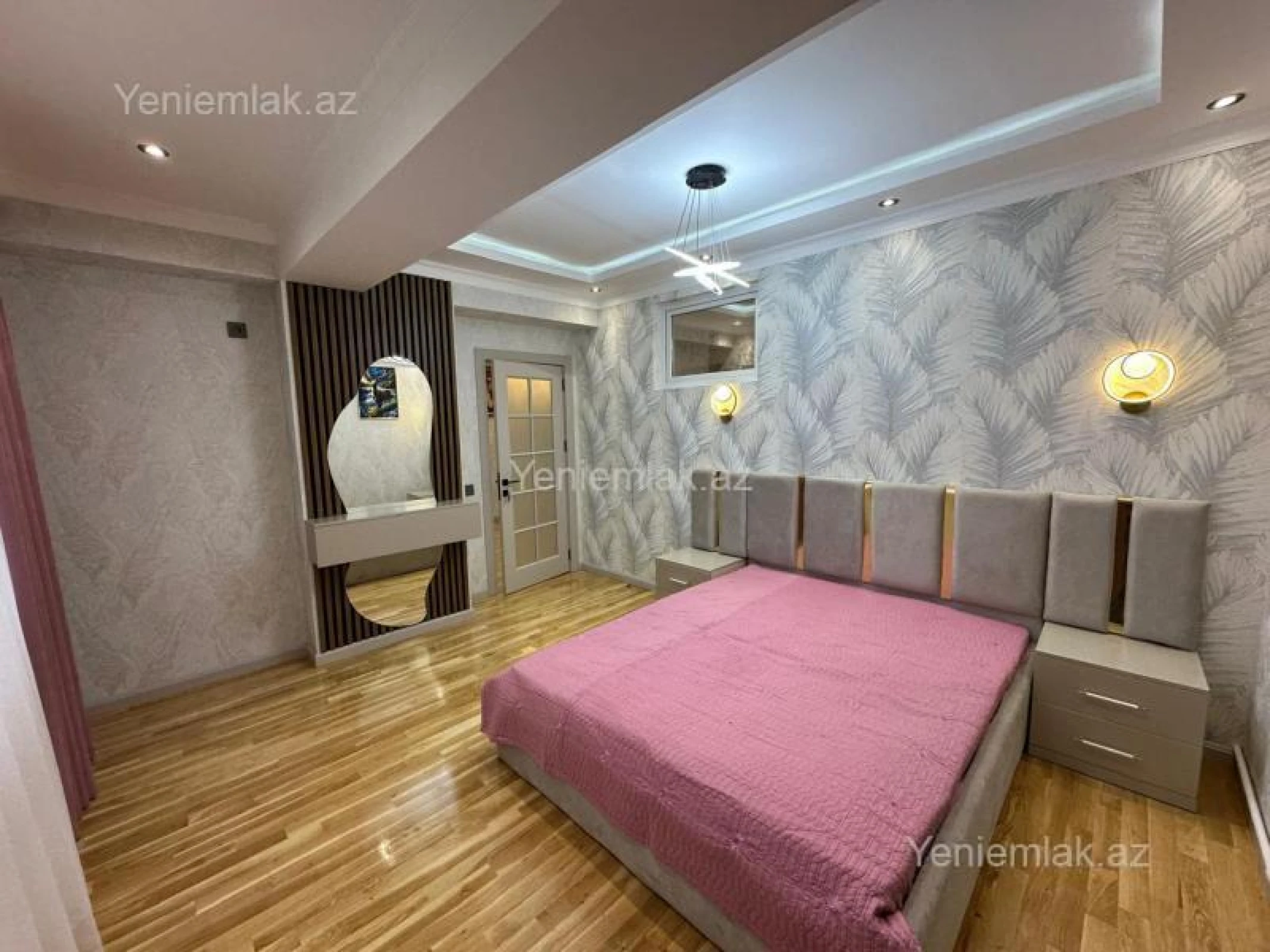 Satılır 3 otaqlı yeni tikili 75 m²