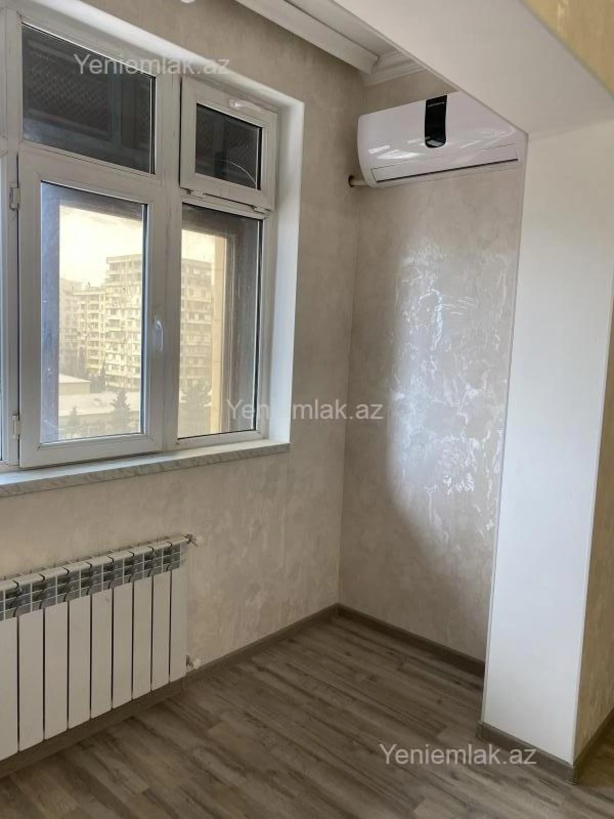 Satılır 2 otaqlı köhnə tikili 70 m²