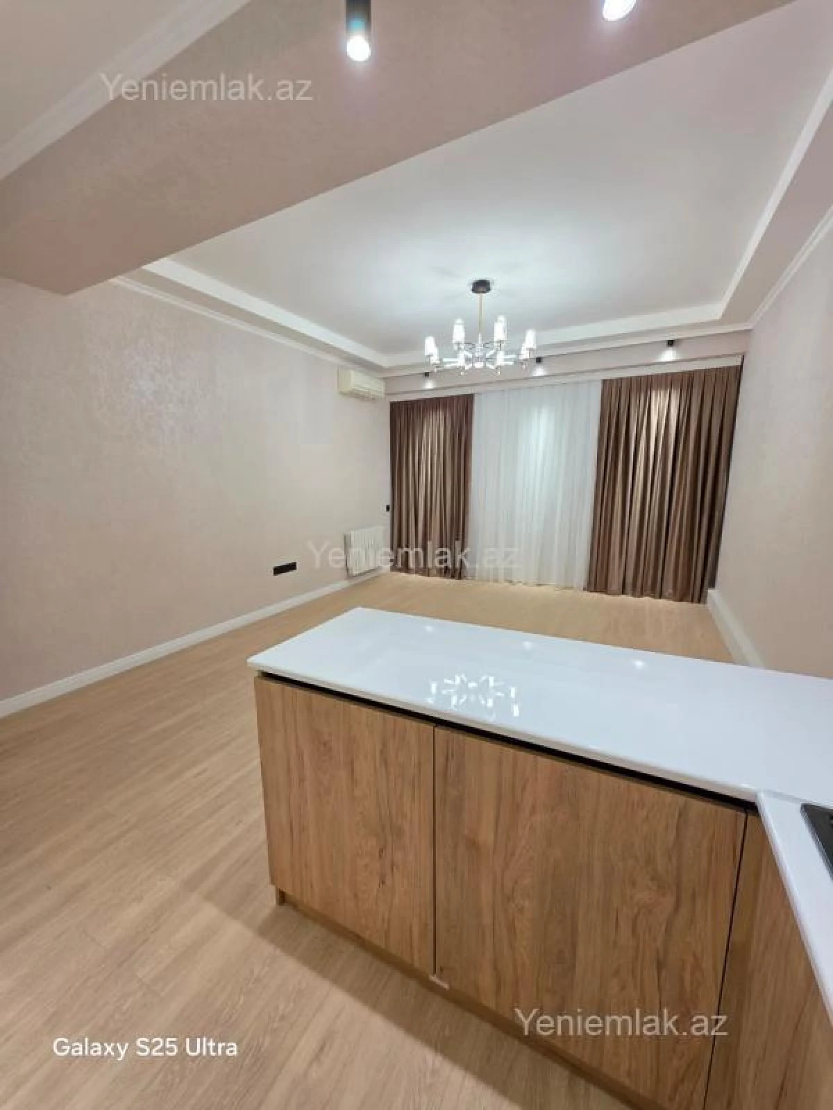 Satılır 2 otaqlı yeni tikili 60 m²