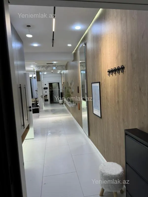 Satılır 3 otaqlı yeni tikili 117 m²