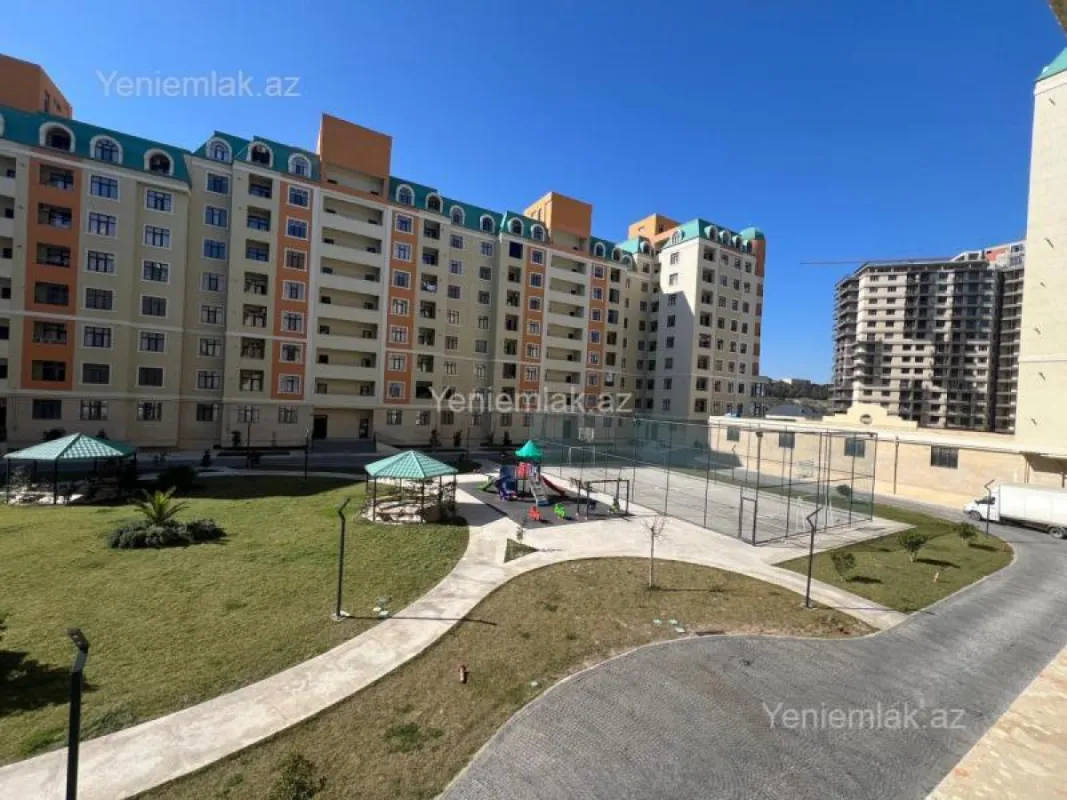 Satılır 2 otaqlı yeni tikili 68 m²