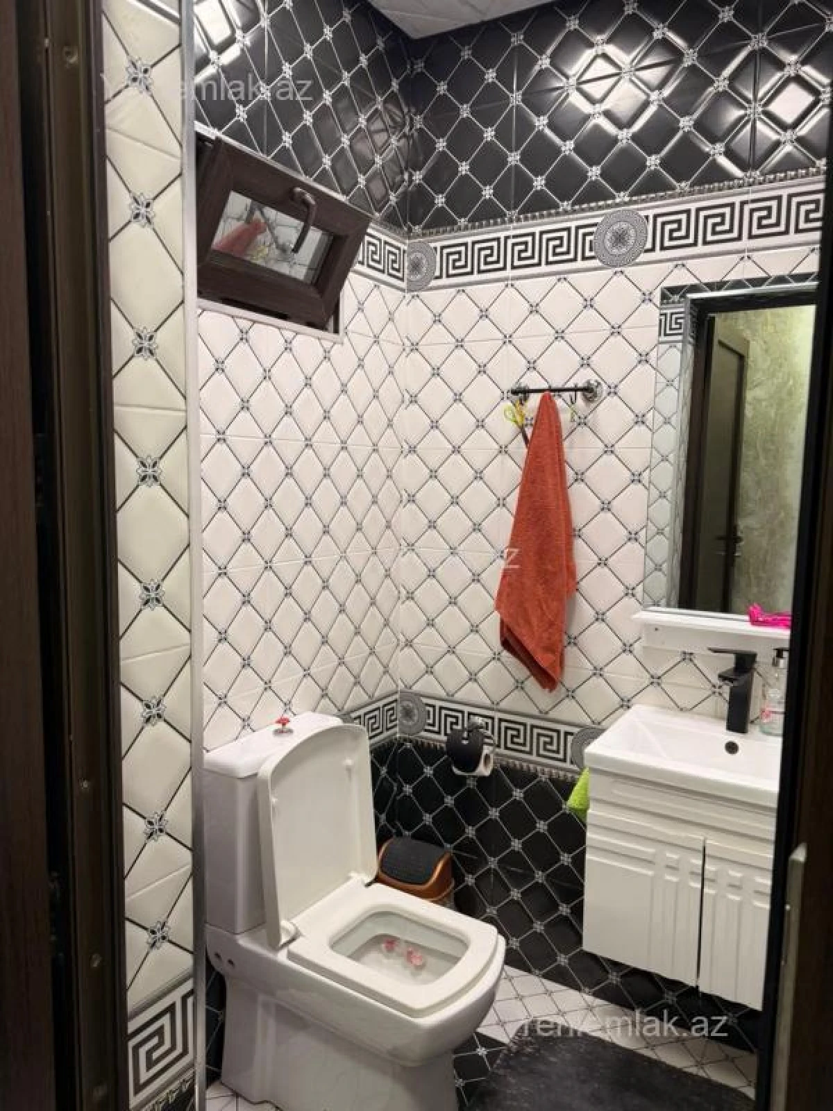 Satılır 4 otaqlı həyət evi 105 m²