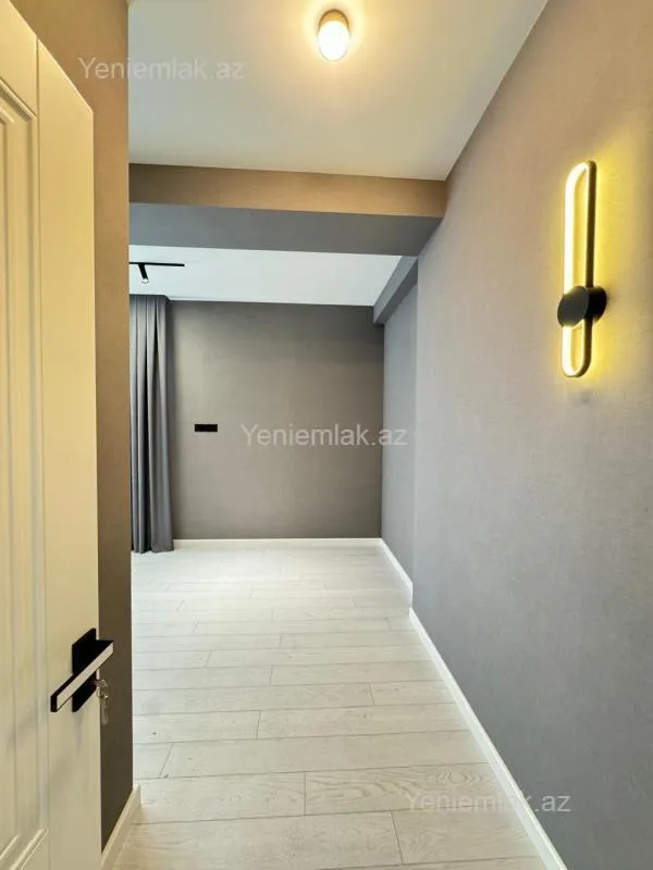 Satılır 3 otaqlı yeni tikili 120 m²