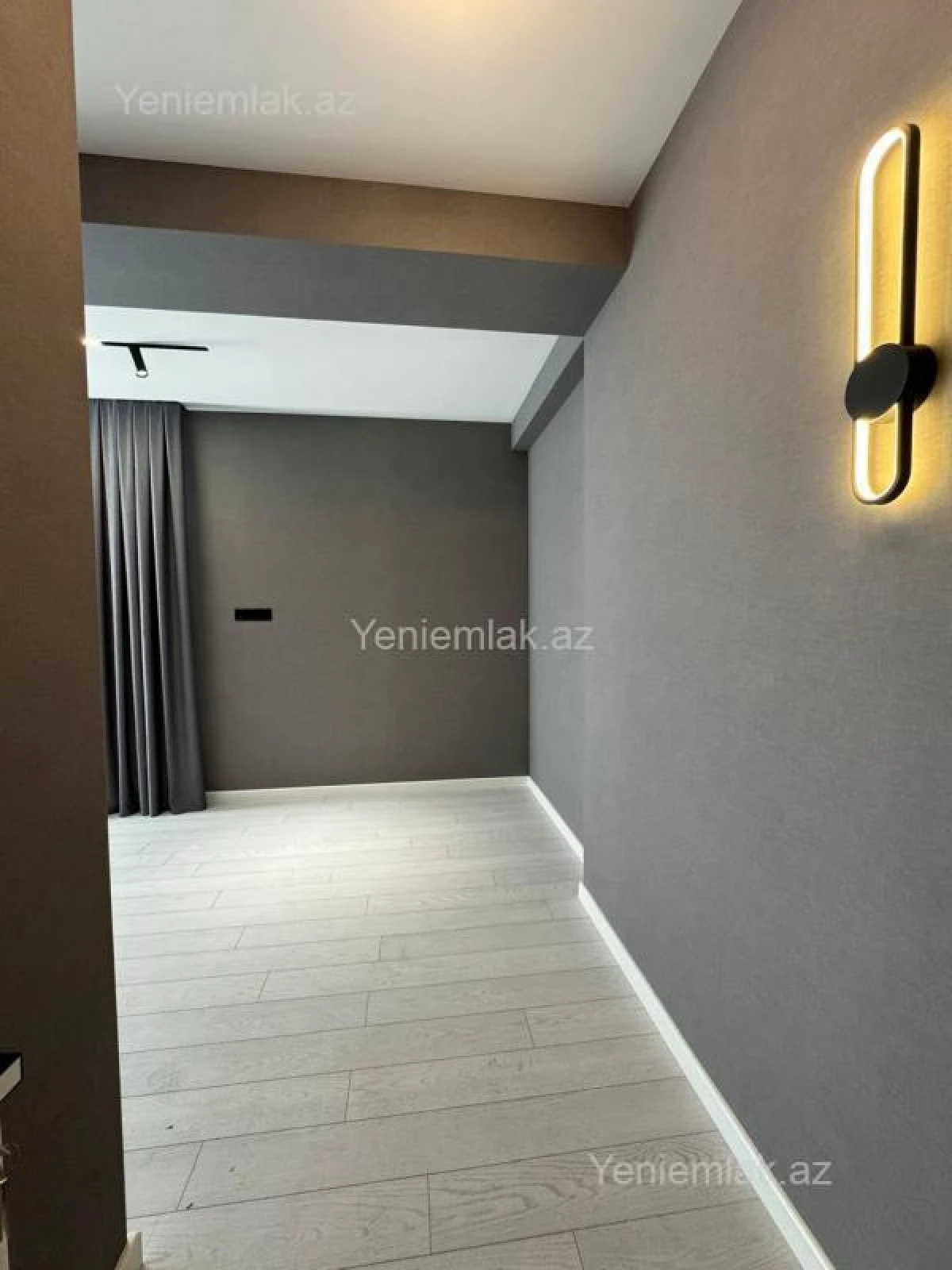 Satılır 3 otaqlı yeni tikili 120 m²
