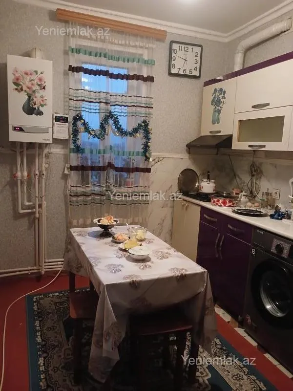Satılır 3 otaqlı köhnə tikili 70 m²