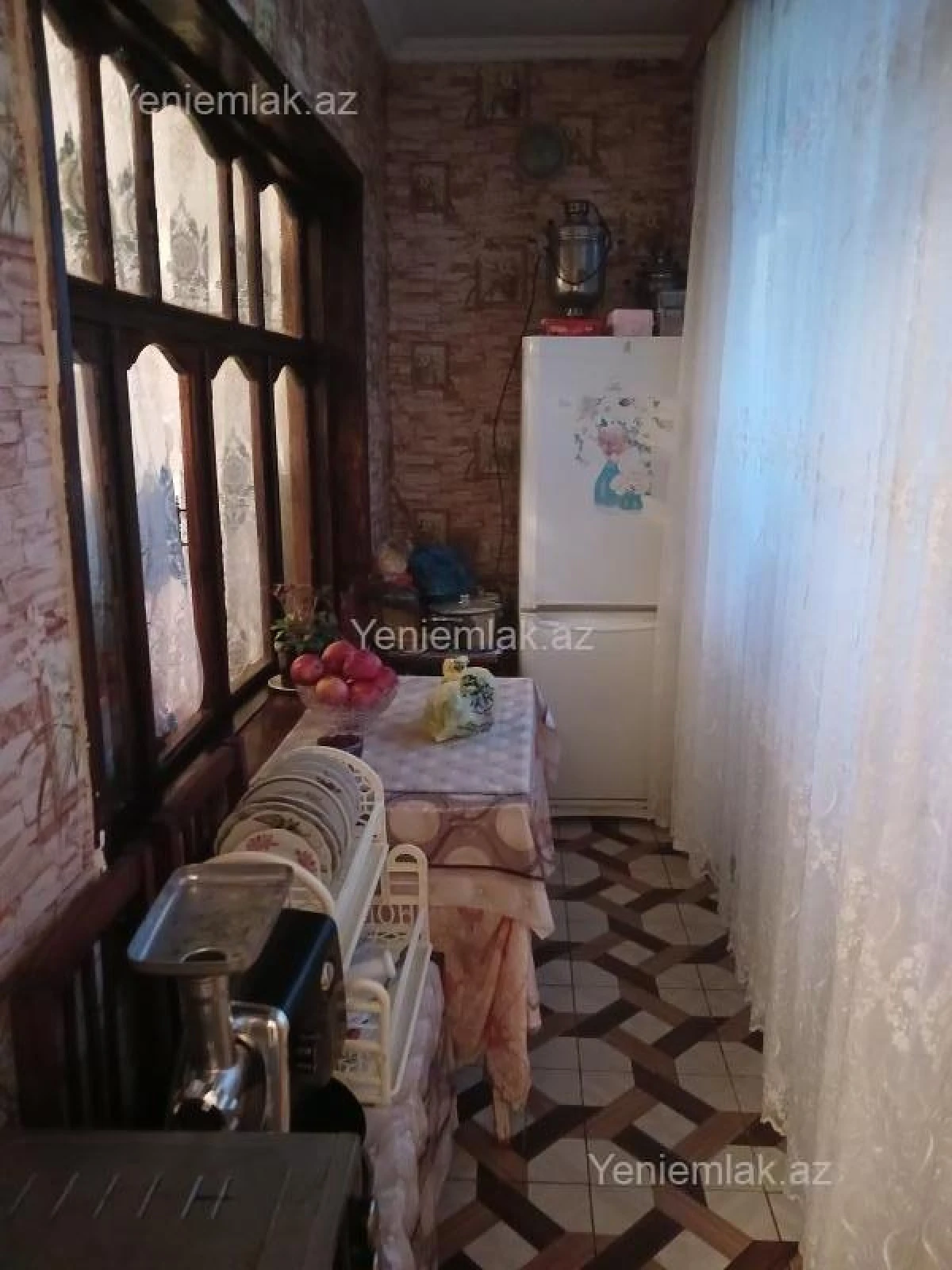 Satılır 3 otaqlı köhnə tikili 70 m²
