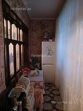 Satılır 3 otaqlı köhnə tikili 70 m²