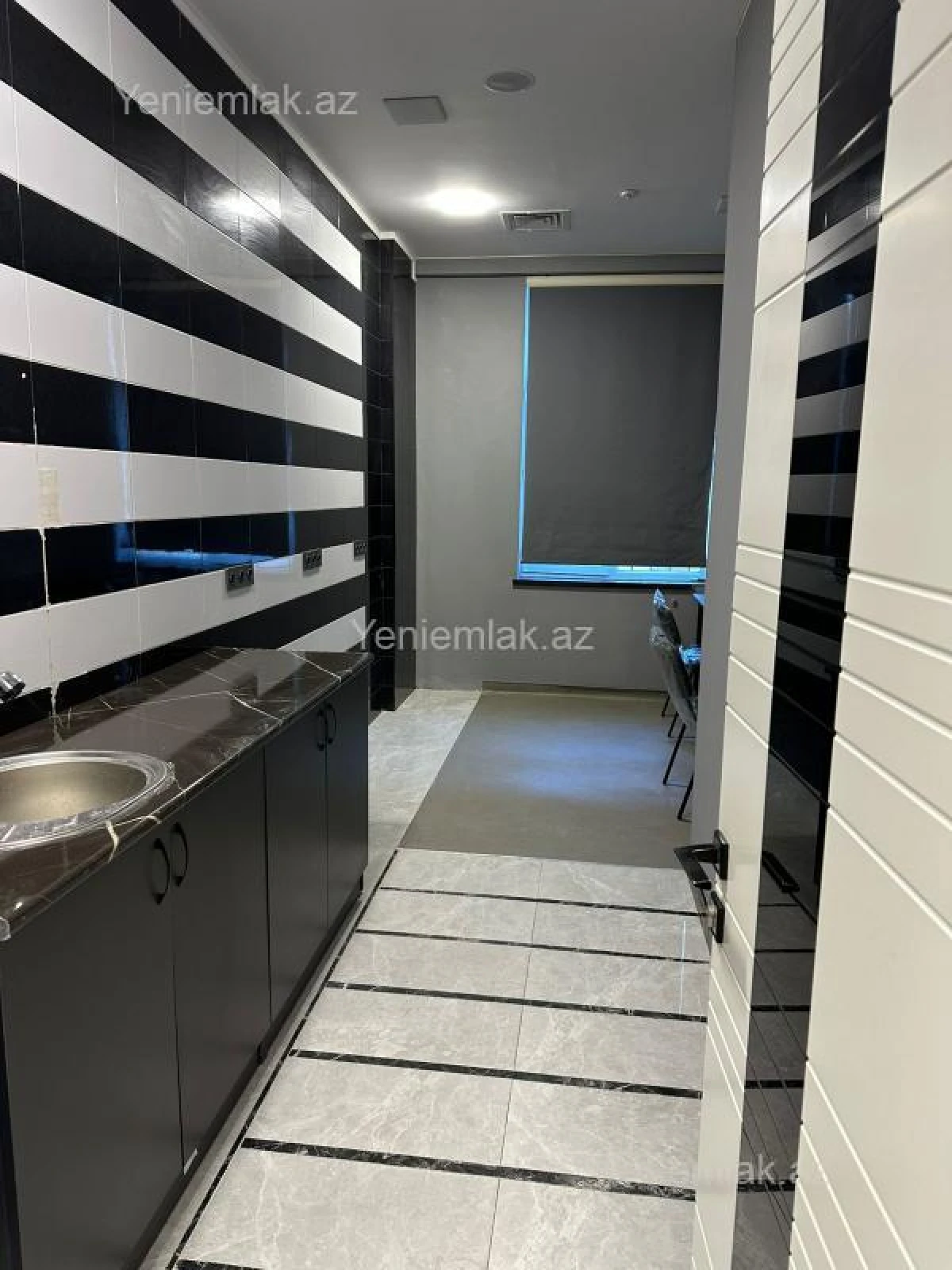 Satılır 6 otaqlı obyekt 300 m²