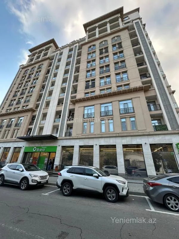 Satılır 3 otaqlı yeni tikili 70 m²