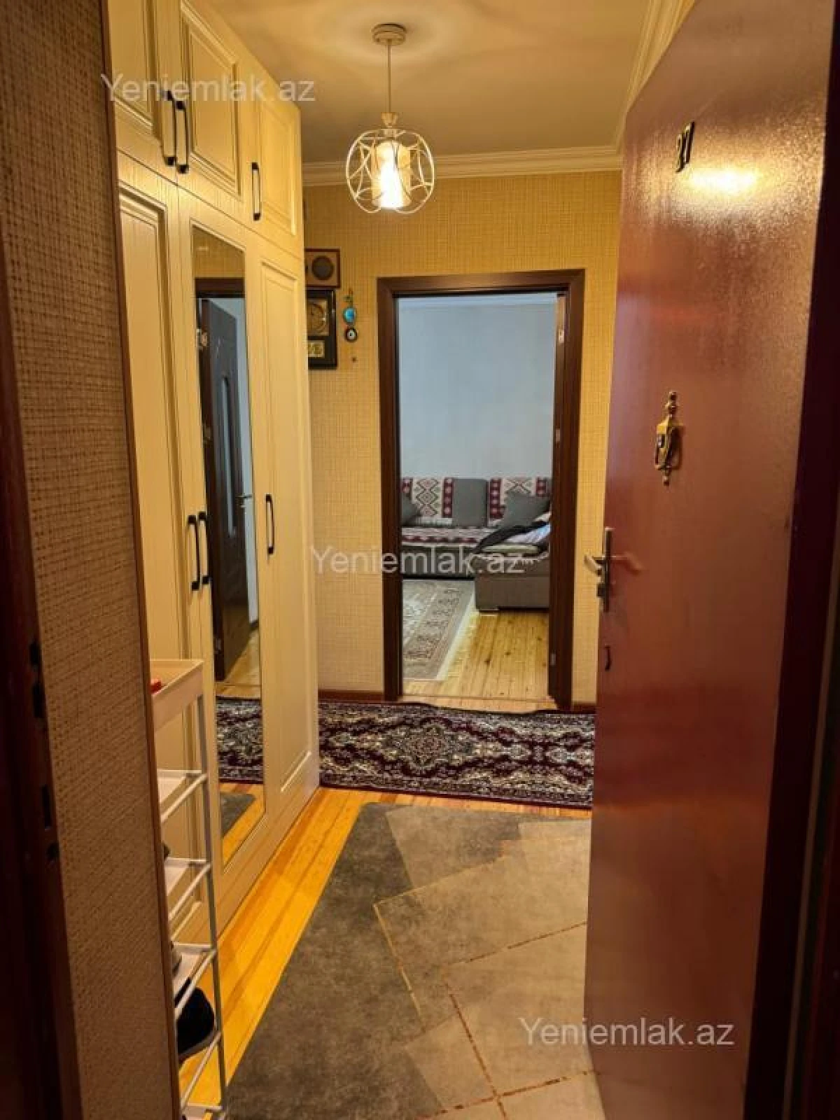 Satılır 3 otaqlı köhnə tikili 72 m²