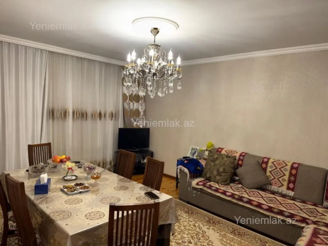 Satılır 3 otaqlı köhnə tikili 72 m²