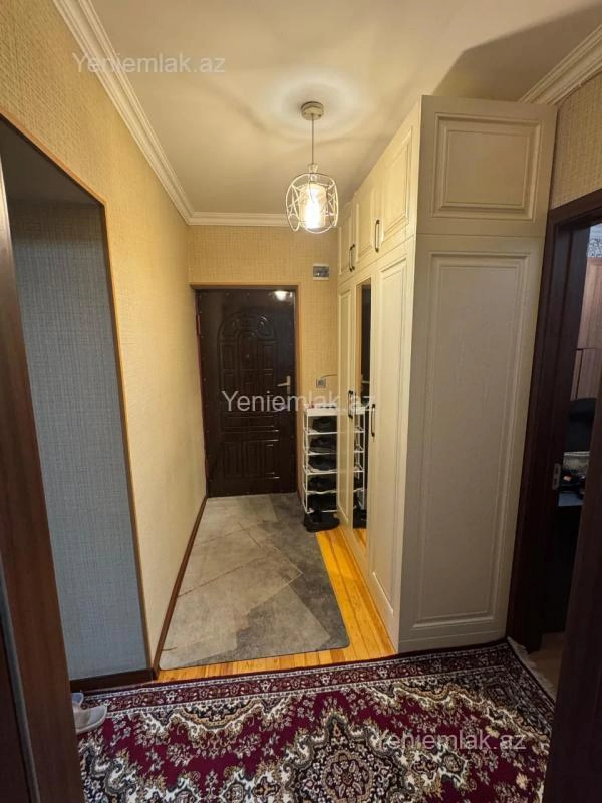Satılır 3 otaqlı köhnə tikili 72 m²