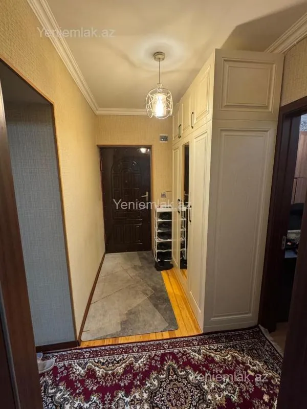 Satılır 3 otaqlı köhnə tikili 72 m²