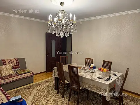Satılır 3 otaqlı köhnə tikili 72 m²