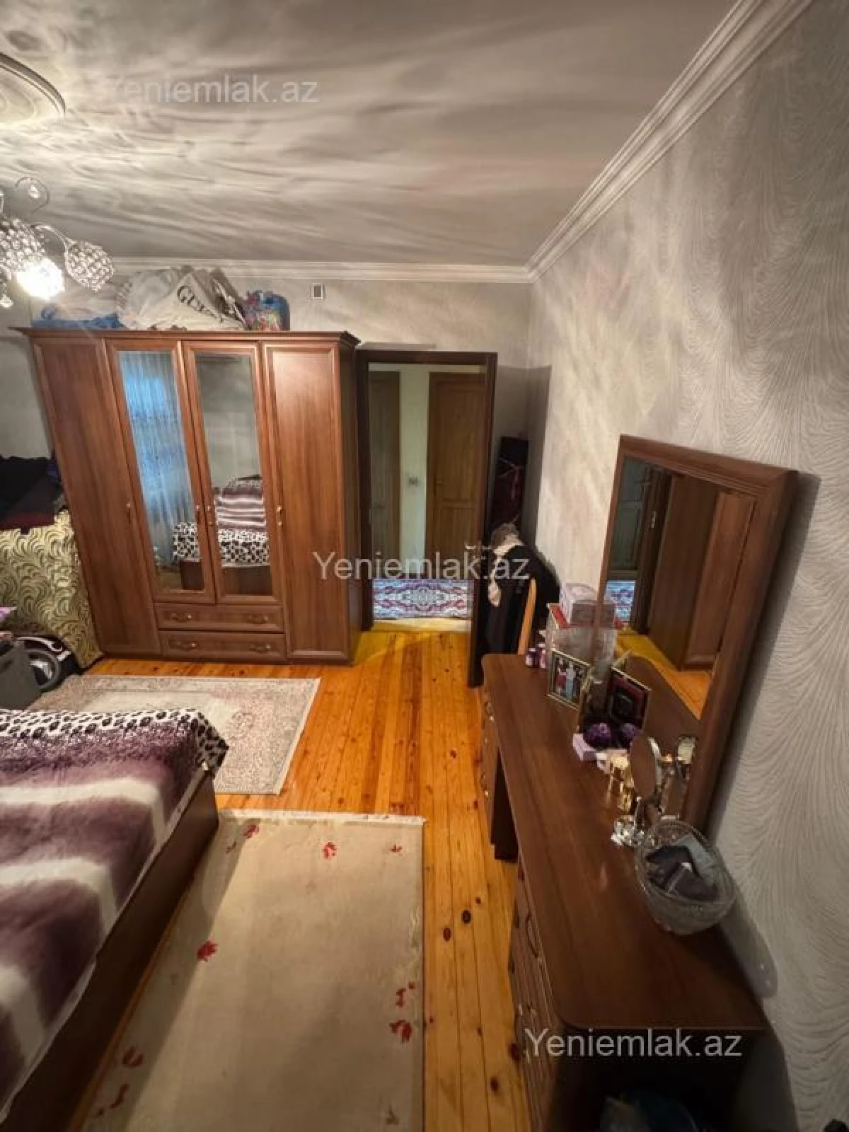 Satılır 3 otaqlı köhnə tikili 72 m²