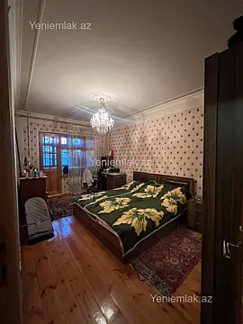 Satılır 5 otaqlı köhnə tikili 120 m²