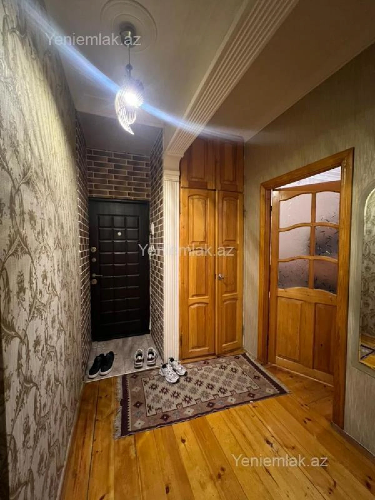Satılır 5 otaqlı köhnə tikili 120 m²