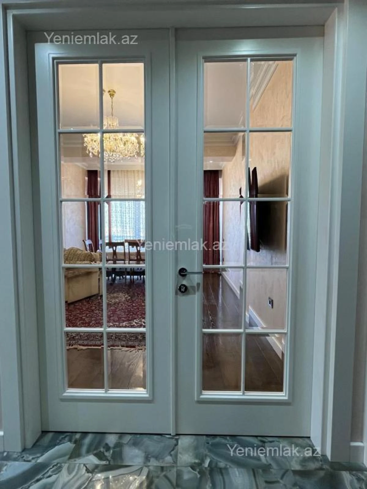 Satılır 3 otaqlı yeni tikili 150 m²