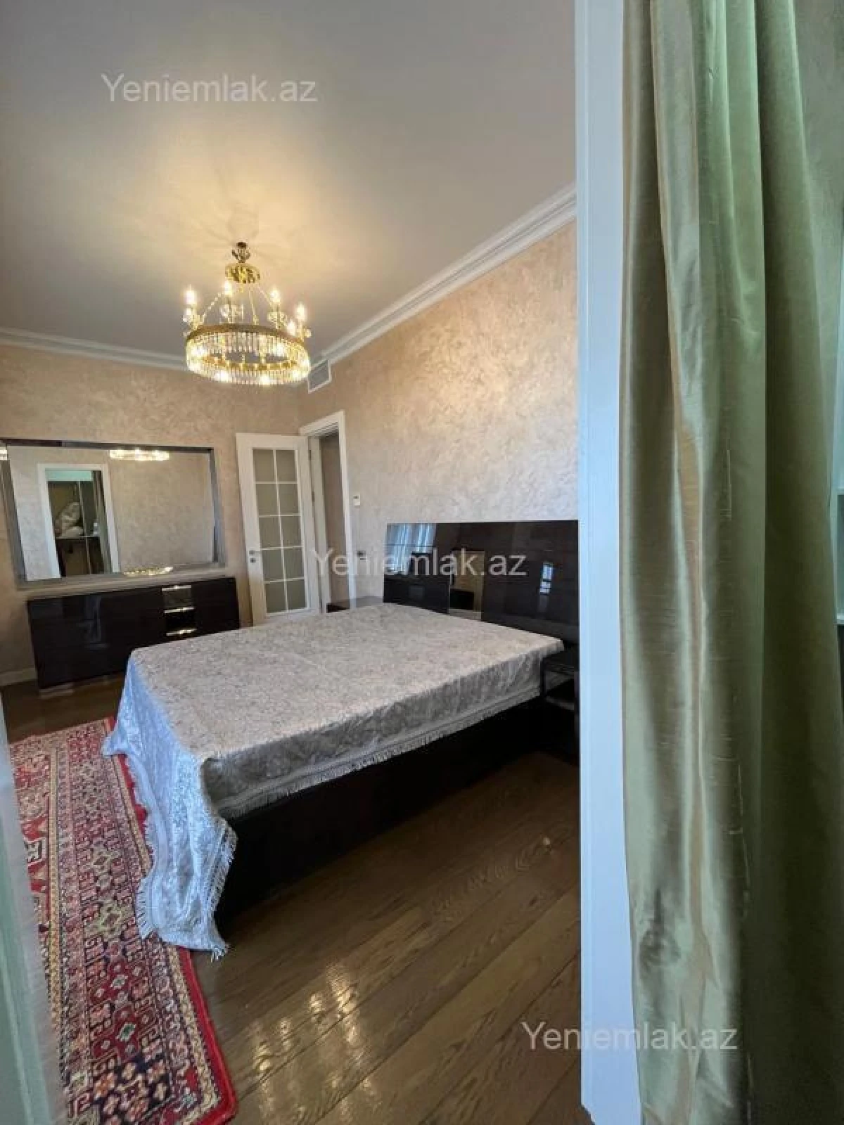 Satılır 3 otaqlı yeni tikili 150 m²