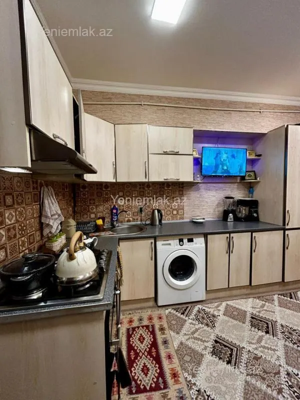 Satılır 2 otaqlı yeni tikili 75 m²