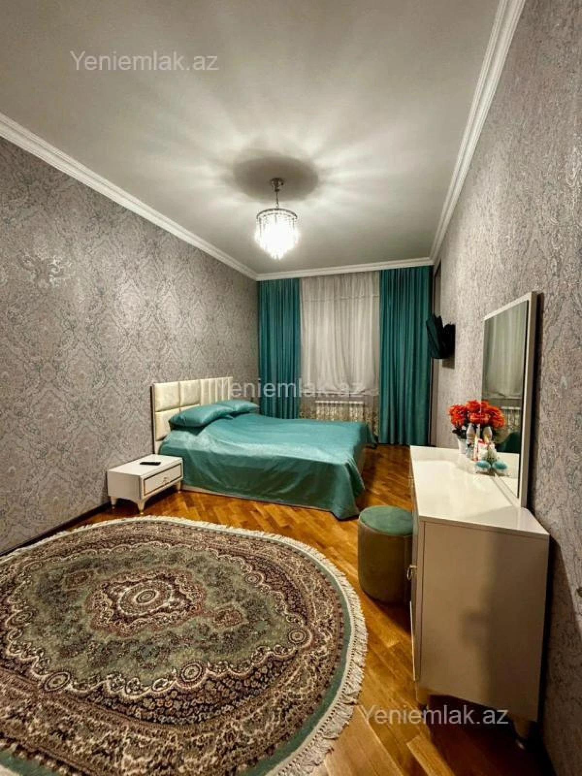 Satılır 2 otaqlı yeni tikili 75 m²