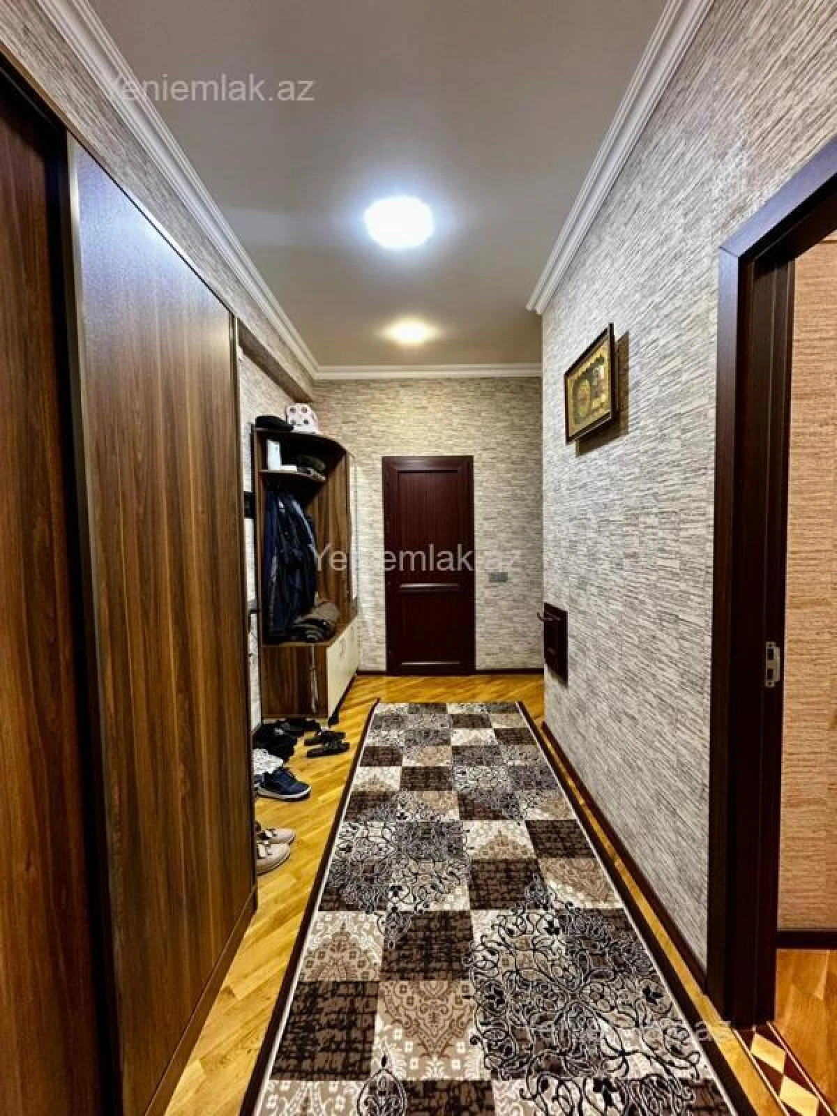 Satılır 2 otaqlı yeni tikili 75 m²