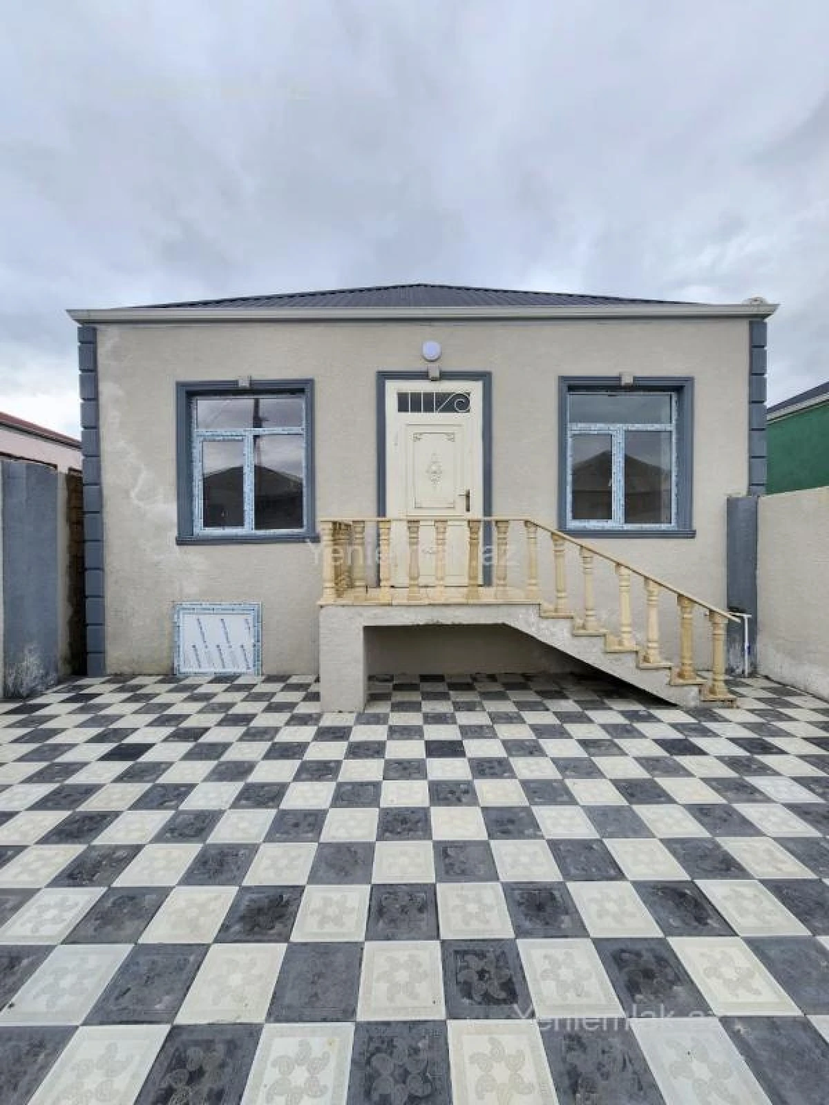 Satılır 3 otaqlı həyət evi 80 m²