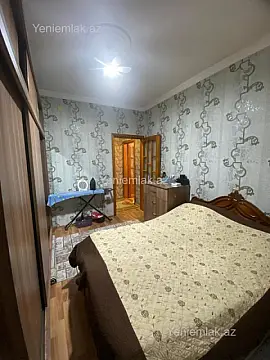 Satılır 2 otaqlı köhnə tikili 57 m²