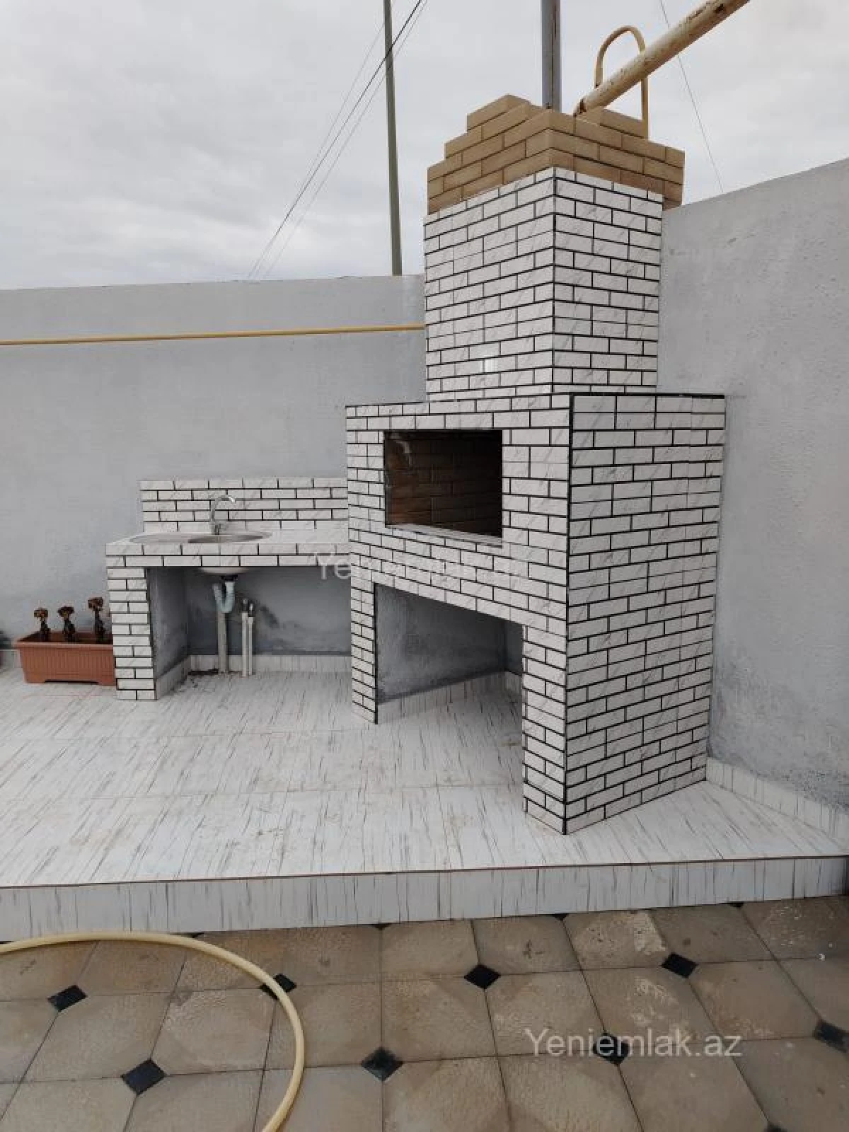 Satılır 4 otaqlı həyət evi 110 m²