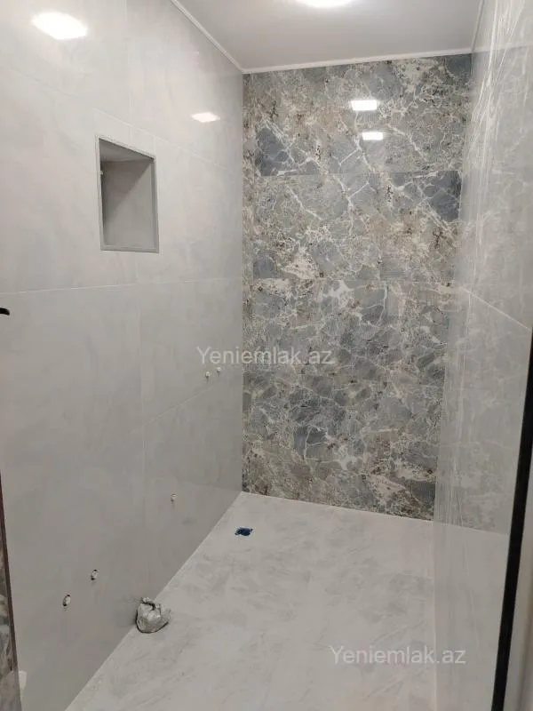 Satılır 4 otaqlı həyət evi 110 m²
