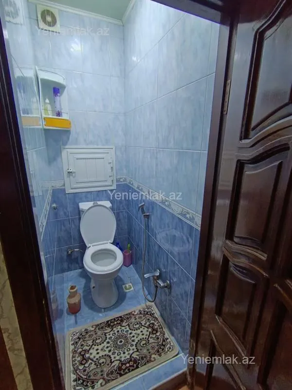 Satılır 4 otaqlı köhnə tikili 110 m²