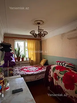 Satılır 2 otaqlı köhnə tikili 50 m²