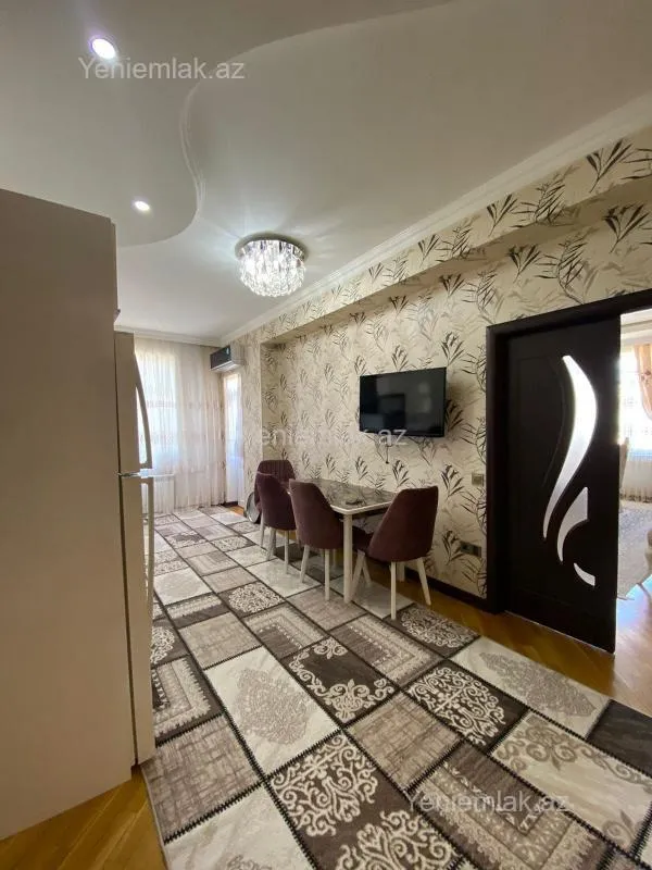 Satılır 4 otaqlı yeni tikili 135 m²
