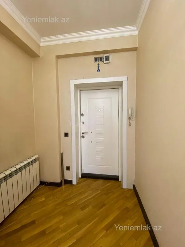 Satılır 4 otaqlı yeni tikili 135 m²