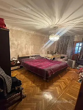 Satılır 3 otaqlı köhnə tikili 90 m²
