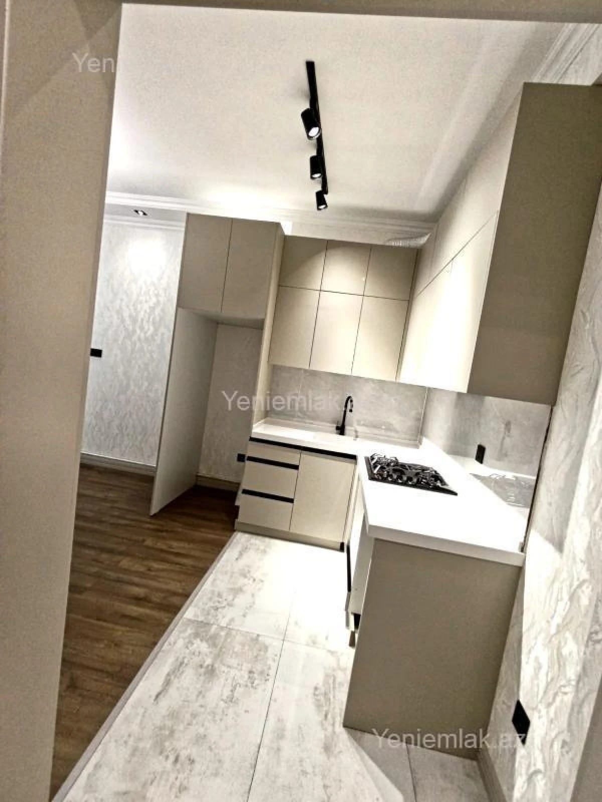 Satılır 3 otaqlı yeni tikili 68 m²