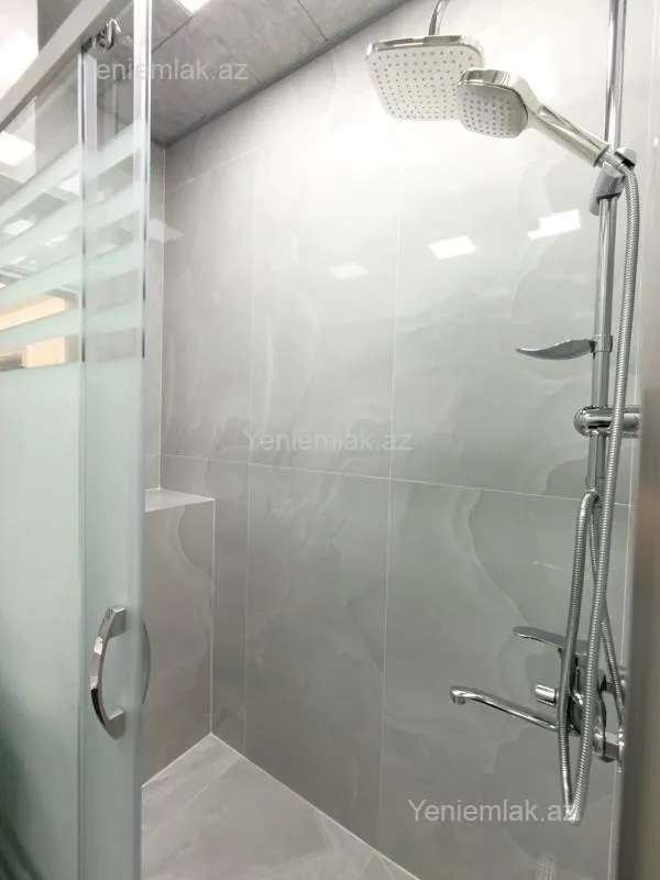 Satılır 3 otaqlı yeni tikili 68 m²