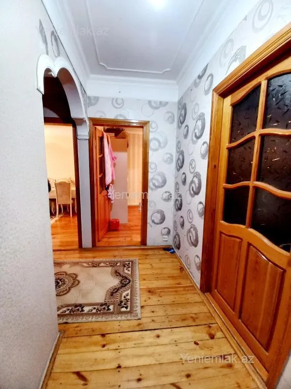 Satılır 3 otaqlı köhnə tikili 72 m²