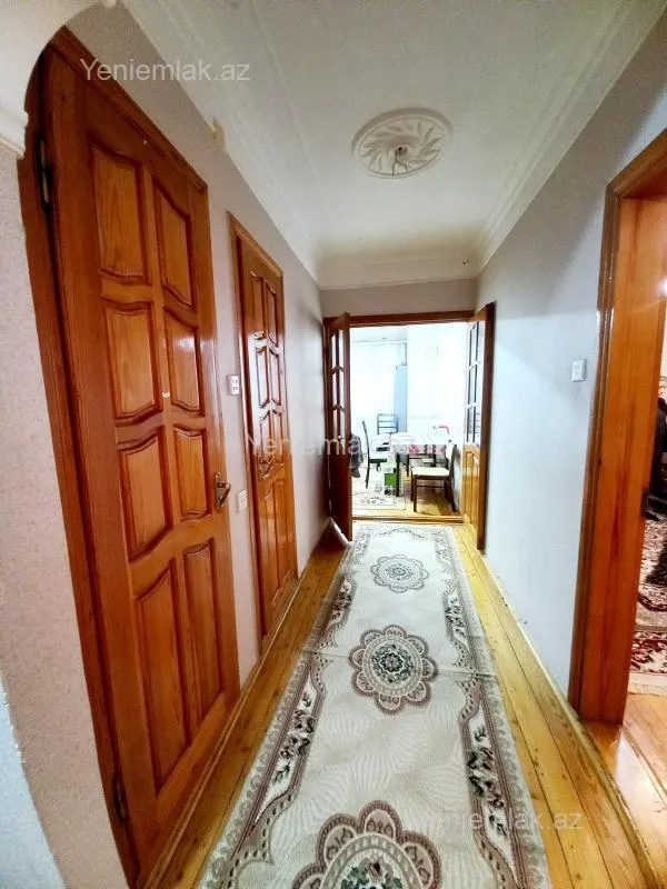 Satılır 3 otaqlı köhnə tikili 72 m²