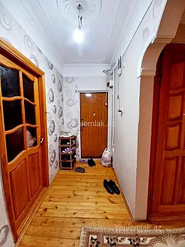Satılır 3 otaqlı köhnə tikili 72 m²