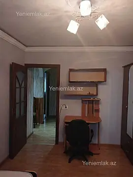 Satılır 3 otaqlı köhnə tikili 90 m²