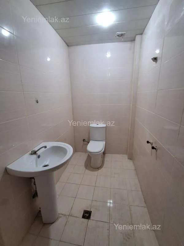 Satılır 3 otaqlı yeni tikili 145 m²