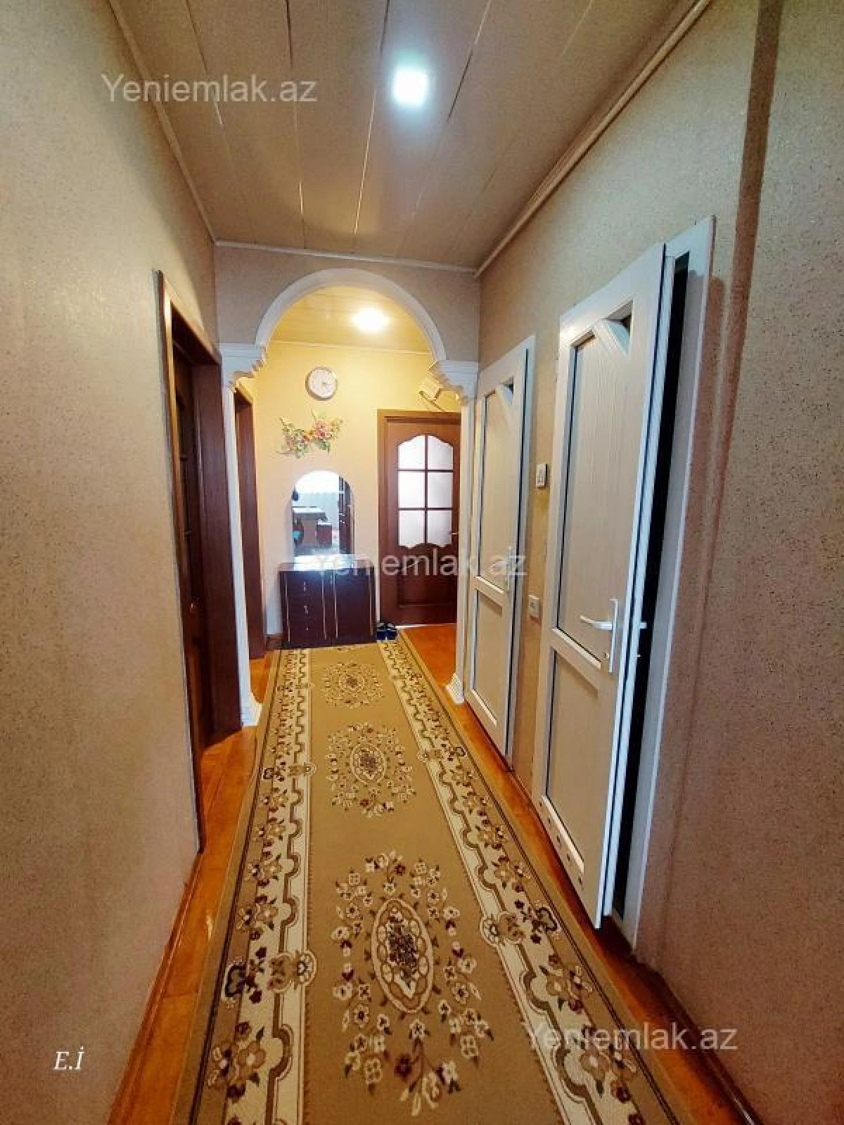 Satılır 3 otaqlı köhnə tikili 72 m²