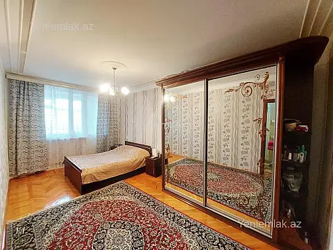 Satılır 3 otaqlı köhnə tikili 72 m²