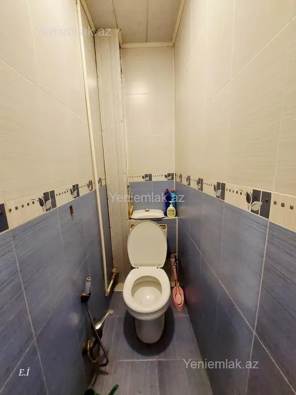 Satılır 3 otaqlı köhnə tikili 72 m²